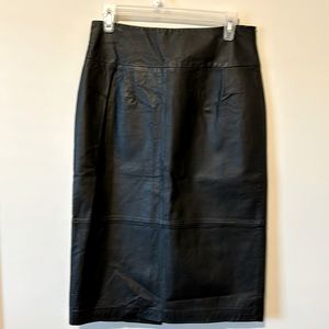 Newport News Black 100% Leather Pencil Skirt. Size 8